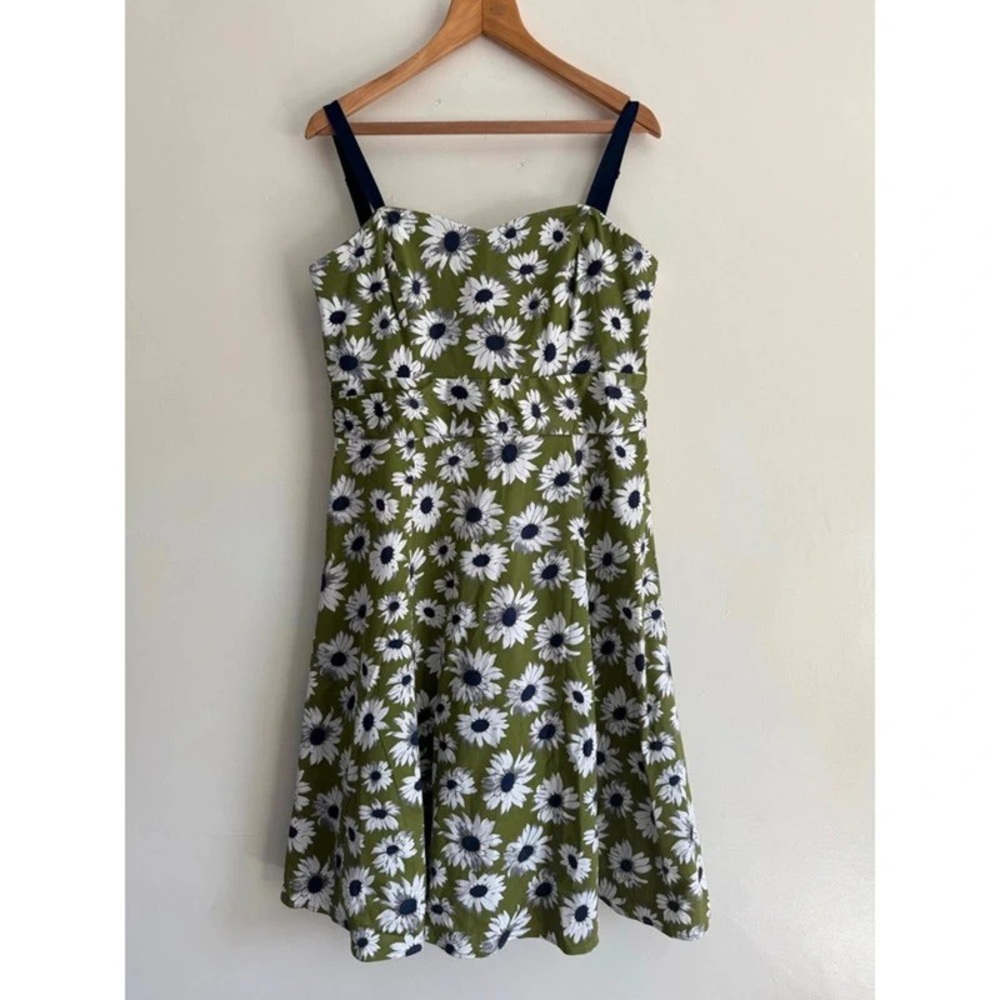 H&M Olive Floral Print Women's Top